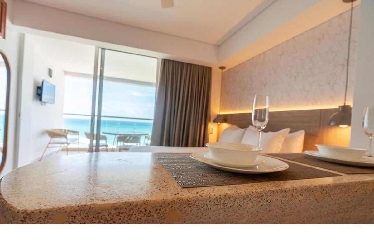 Con Vista Al Mar Piscinas Jacuzzi Y Baño Turco En 13 09 Apartamento *