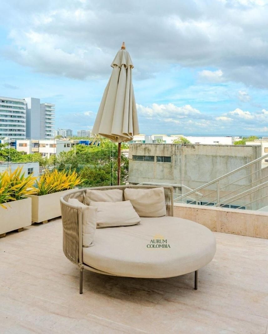 Con Vista Al Mar Piscinas Jacuzzi Y Baño Turco En 13 09 Apartamento