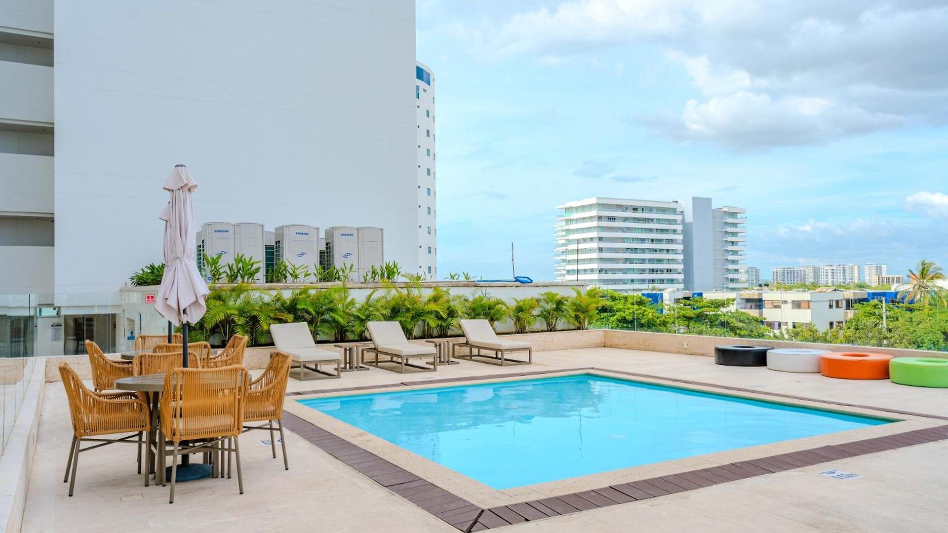 Con Vista Al Mar Piscinas Jacuzzi Y Baño Turco En 13 09 Apartamento Cartagena