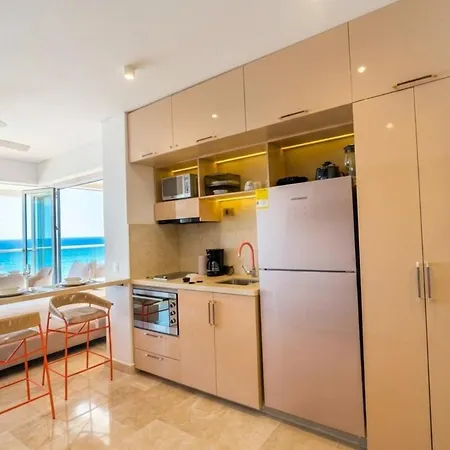 Con Vista Al Mar Piscinas Jacuzzi Y Baño Turco En 13 09 Apartamento Cartagena