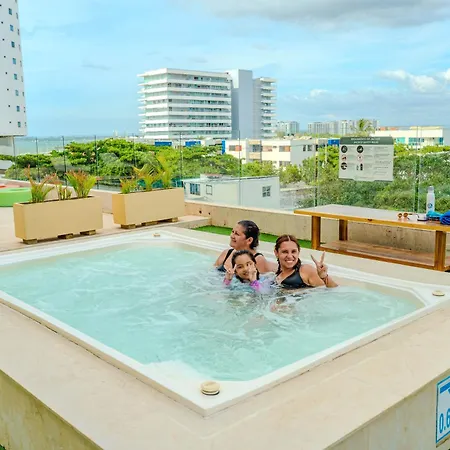 Apartamento Con Vista Al Mar Piscinas Jacuzzi Y Baño Turco En 13 09 *