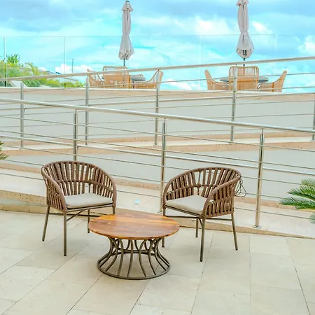 Apartamento Con Vista Al Mar Piscinas Jacuzzi Y Baño Turco En 13 09 Cartagena